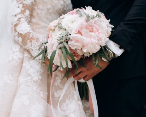 Cu ce taraf Bucuresti dai viață nunții tale?